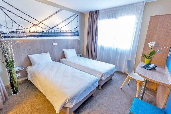Hotel The Originals City, Ecoparc, Montpellier Est 3*