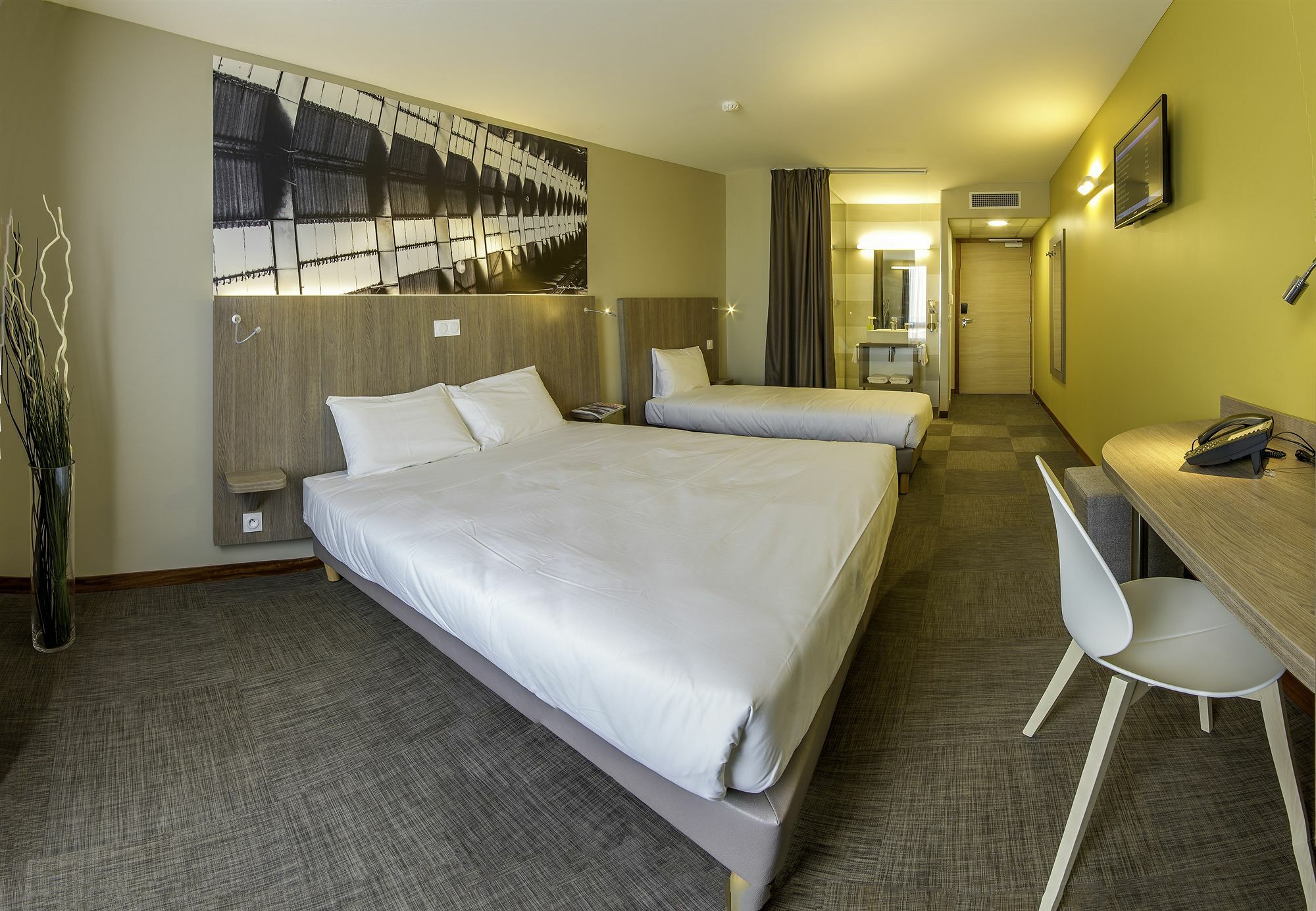 Hotel The Originals City, Ecoparc, Montpellier Est Saint-Aunes
